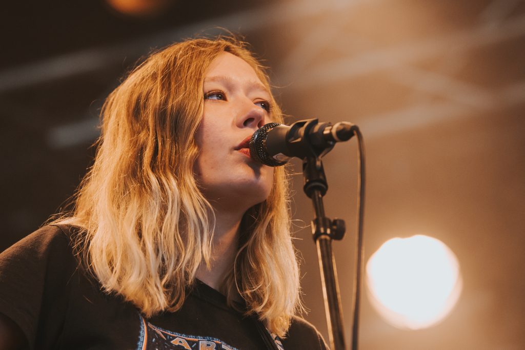 Julia Jacklin — Photo: Krists Luhaers // @Kristsll